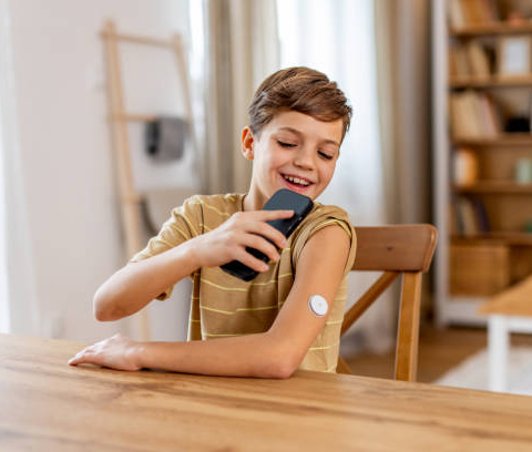 0 monitoreo continuo glucosa pediatría