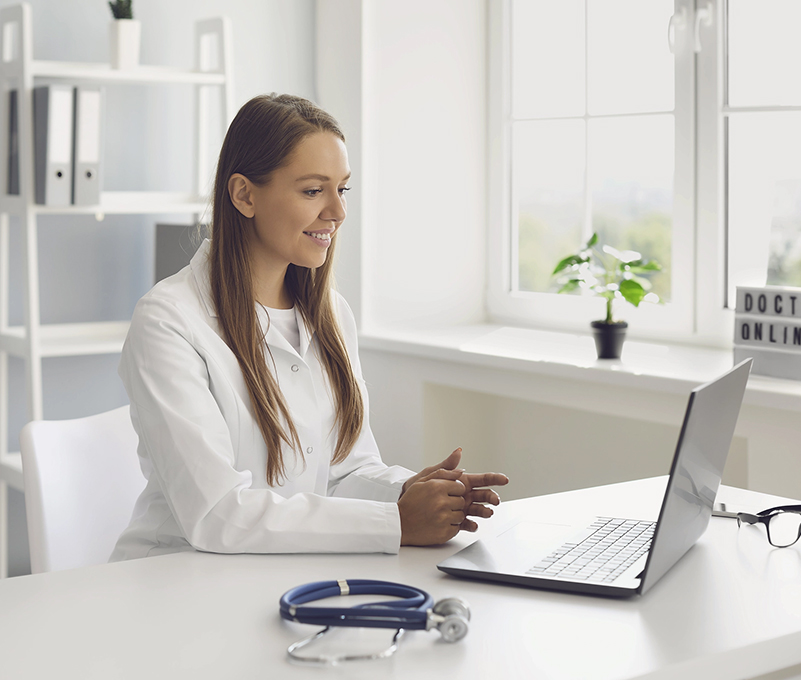 15 Dermatología, marketing y comunicación en Lugones